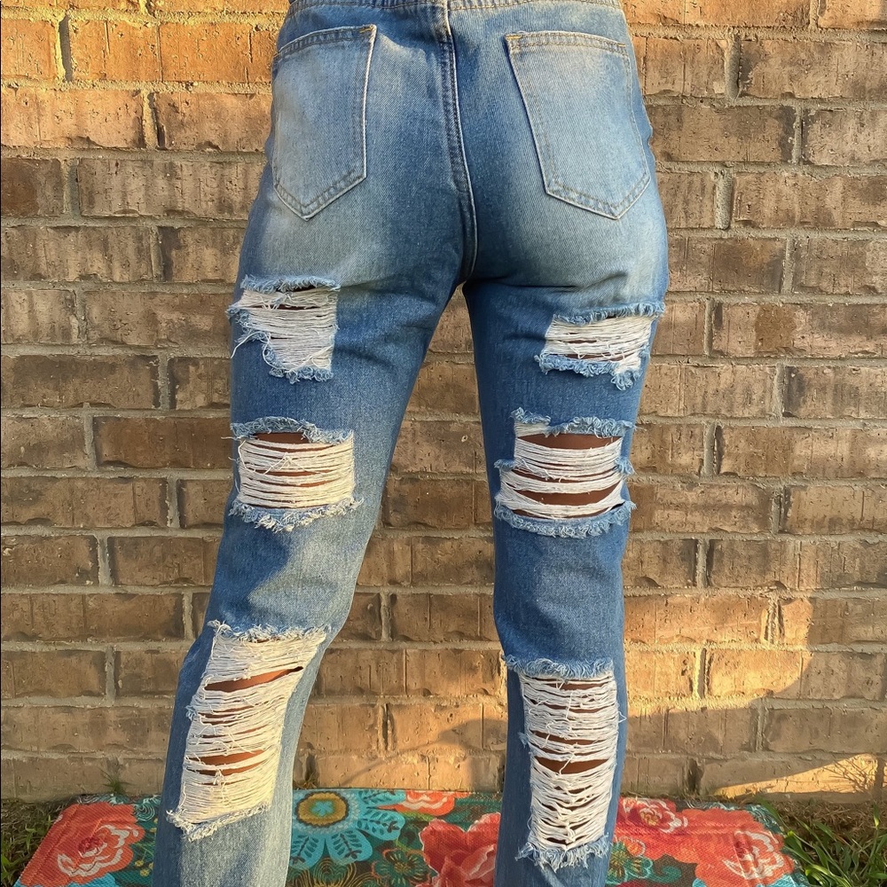 Amid Waist Street Style Ripped Jeans